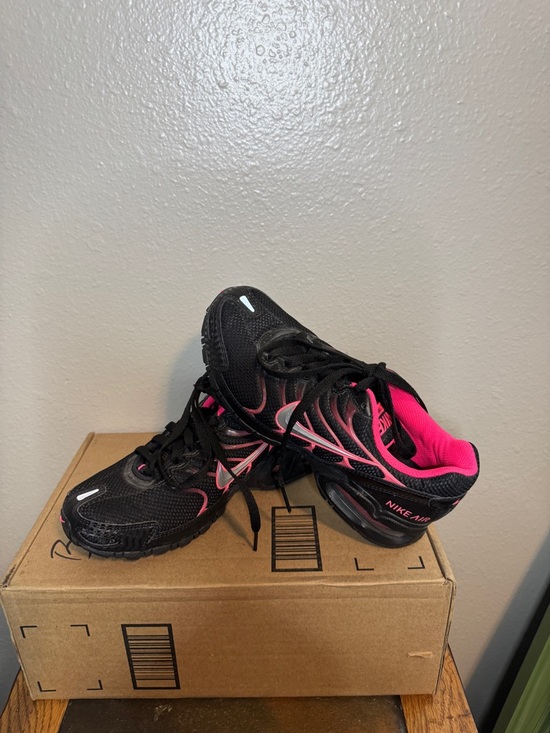 Nike Shoes - Nike Women's Black and Pink Athletic Running Shoes